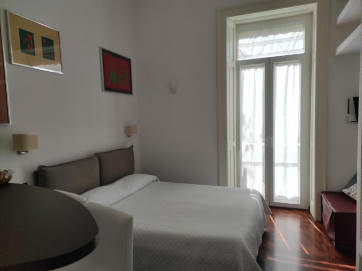 Luca Giordano 142 B&B 那不勒斯 外观 照片